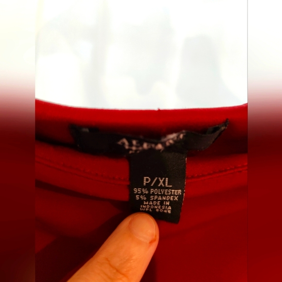 Alfani maroon dress ! 🤩 - Picture 4 of 5